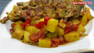 Fırında Sebzeli Mühürlenmiş Kemikli Kuzu Eti Tarifi / Yemek Tarifi / Nasıl Yapılır / Fırında Kuzu Et