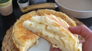 FIRIN YOK TAVADA SU BÖREĞİ TADINDA PEYNİRLİ BÖREK TARİFİ/KOLAY BÖREK /HAMUR İŞİ/YEMEK TARİFLERİ