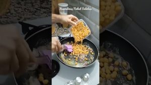 Kavrulmuş Nohut Salatası & #yemektarifleri #yemek #shorts #mezetarifleri #people #gurmelezzetler