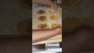 Çok Kolay İçli Köfte tarifi #yemektarifleri #hamurişleri #takip #içliköftenasılyapılır #içliköfte