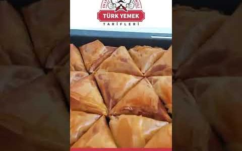 #shorts   BAYRAMDA MUTLAKA BU TATLIYI YAPIN😍 YİYENLERİN HAYRAN KALDIĞI 20 DAKİKADA KOLAY BAKLAVA TA