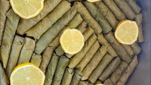 Zeytinyağlı Yaprak Sarma Tarifi / Yemek Tarifleri | En Kolayından