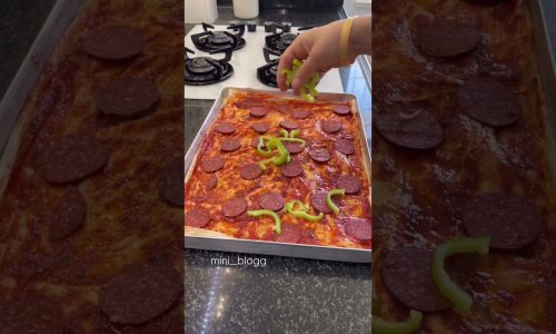 Yufka ile harika pizza tarifi  #pratiktarifler #tarif #yemektarifleri