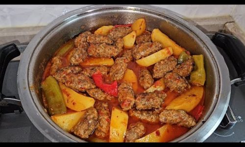 👉AKŞAMA GÜZEL BİR ANA YEMEK TARİFİ 👉PARMAK YEDİREN KÖFTELİ PATATES #trending