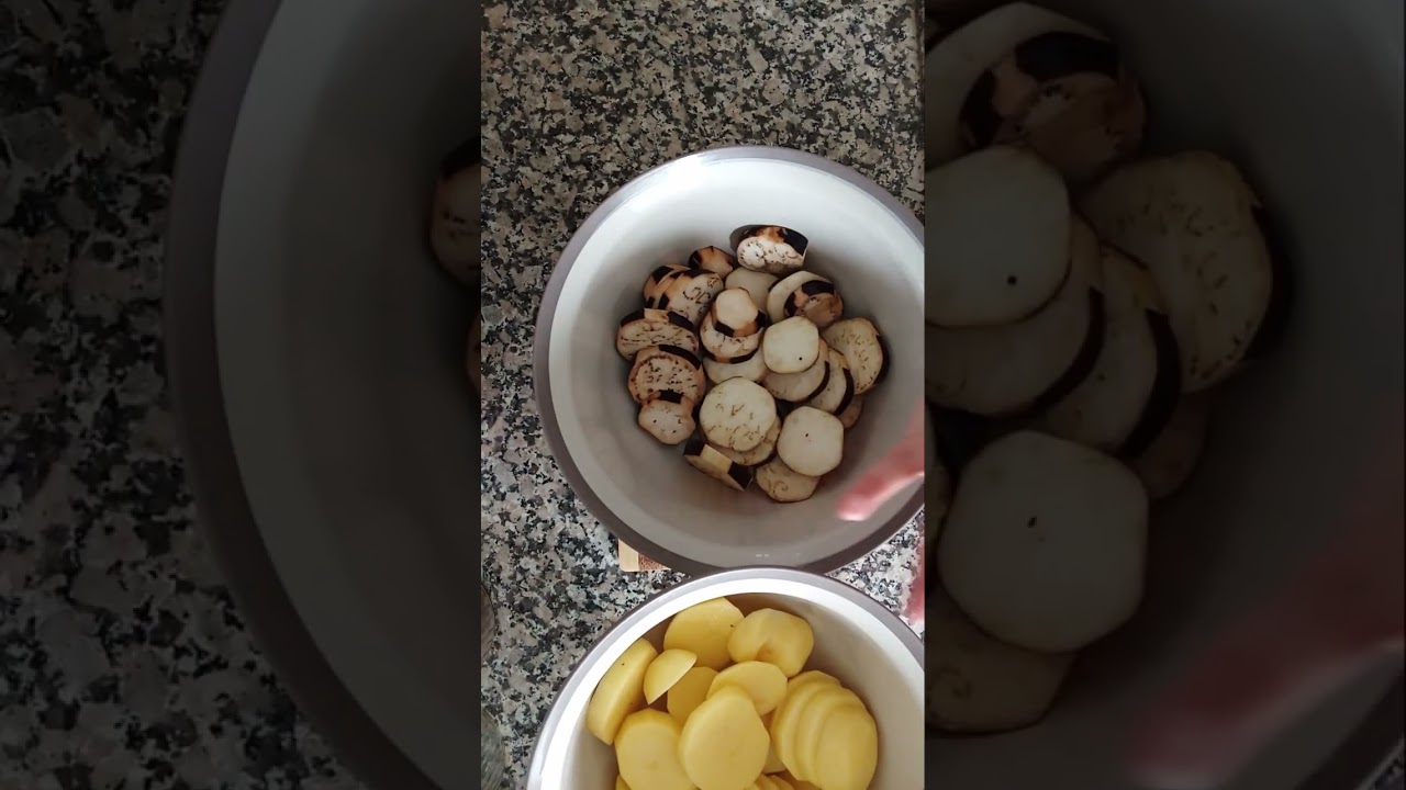 MAKDULE YEMEGİNİN YAPIM AŞAMALARI UZUN HALİ KANALIMIZDA ABONE OLUP LİKE ATARSANIZ ÇOK SEVİNİRİM