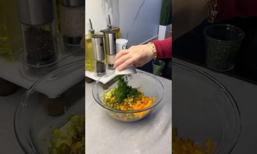 Bu salata harika oluyor😋 Hem pratik hem nefis 👌#tarif#food#pratiktarifler #yemektarifleri