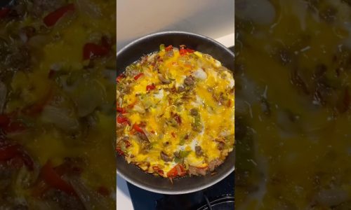 Soğanlı Kıymalı Yumurta 🍳 Haftasonu kahvaltısı yumurtasız olmaz diyorsanız doğru adrestesiniz 🌟