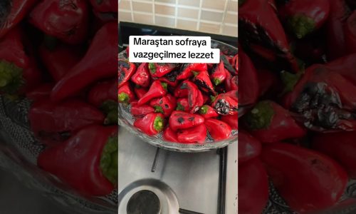 “Bir Kez Yapınca Her Sene Yapmak İsteyeceksiniz! 🌶️ Maraş Biberiyle Yağlı Biber #shorts