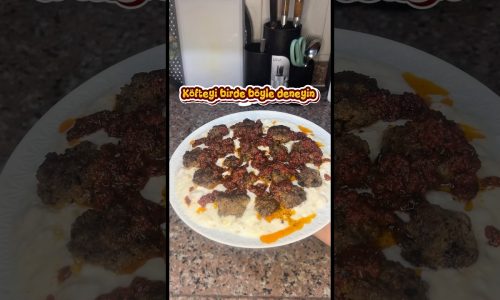 10 Dakikada Şaheser Yemek/Yoğurtlu Patlıcanlı Soslu Köfte Tarifi #köfte #yemektarifleri #shortvideo