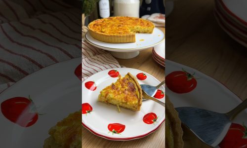 Yemelere doyamayacağınız nefis bir Pırasalı & Peynirli Kiş ( tarif açıklamada )