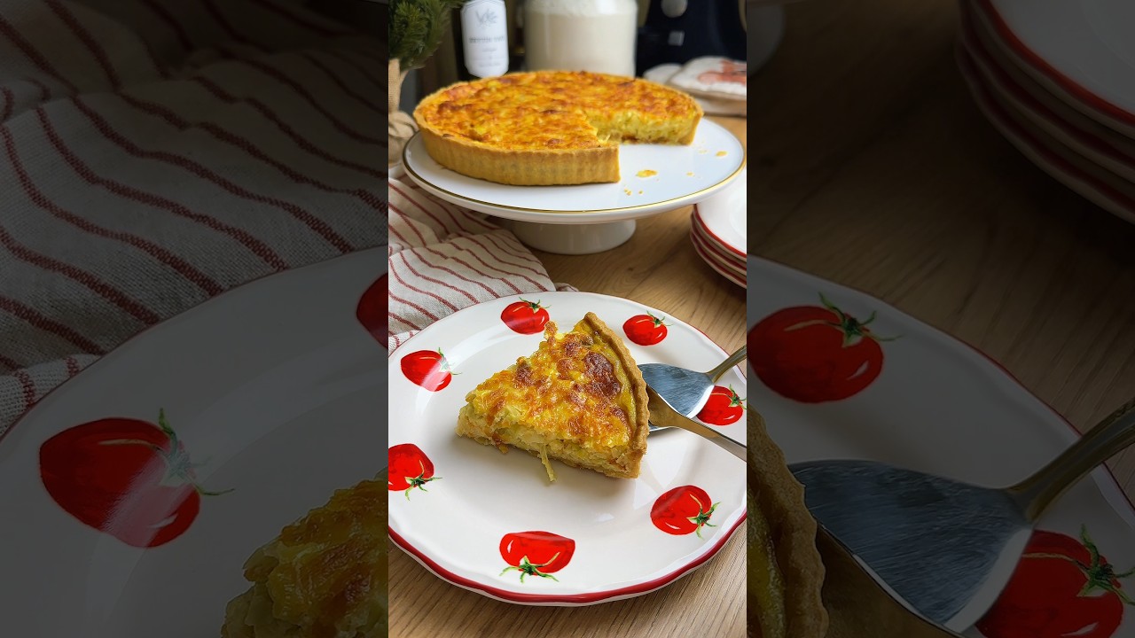 Yemelere doyamayacağınız nefis bir Pırasalı & Peynirli Kiş ( tarif açıklamada )