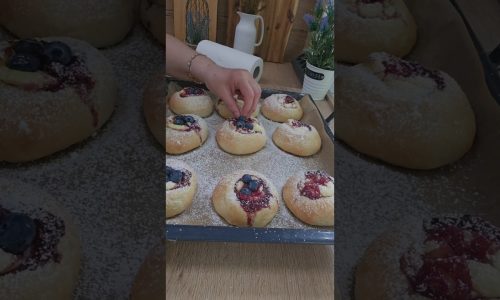 Mayalı hamurdan pudingli ve marmelat dolgulu çörek tarifi