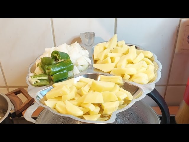 YEMEK TARIFLERI/ TAZE FASULYE & PATETESLI #keşfet #kochkurs