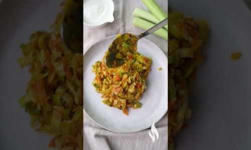 Yoğurtlu Pırasa Kavurması Tarifi 😋💚 Nefis Yemek Tarifleri #shorts #nefisyemektarifleri