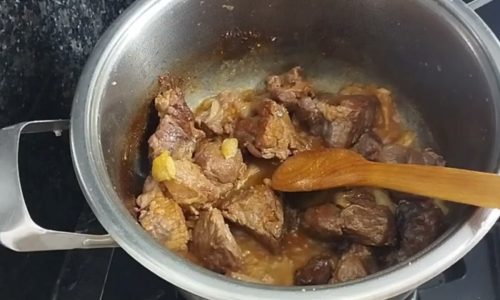 ETLİ YAHNİ TARİFİ Özgün Şef yemek tarifleri