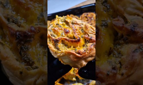 Garlicbutter Rolls 🧄 diye bilinir sarımsaklı çörek diye bitirilir 😍 #pratiktarifler #yemektarifleri