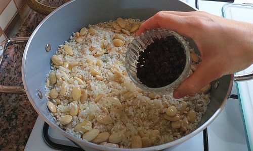 DAVET SOFRALARINA YAPILACAK EN LEZZETLİ PİLAV TARİFİ Pratik yemek tarifleri /bademli iç pilav tarifi