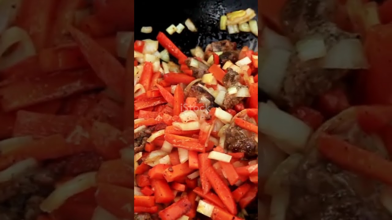 Köfteli Şehriye Pilavı_ Bayram Sofraları#shorts #iftar #sahur #yemektarifleri#yemek#pratikyemekler